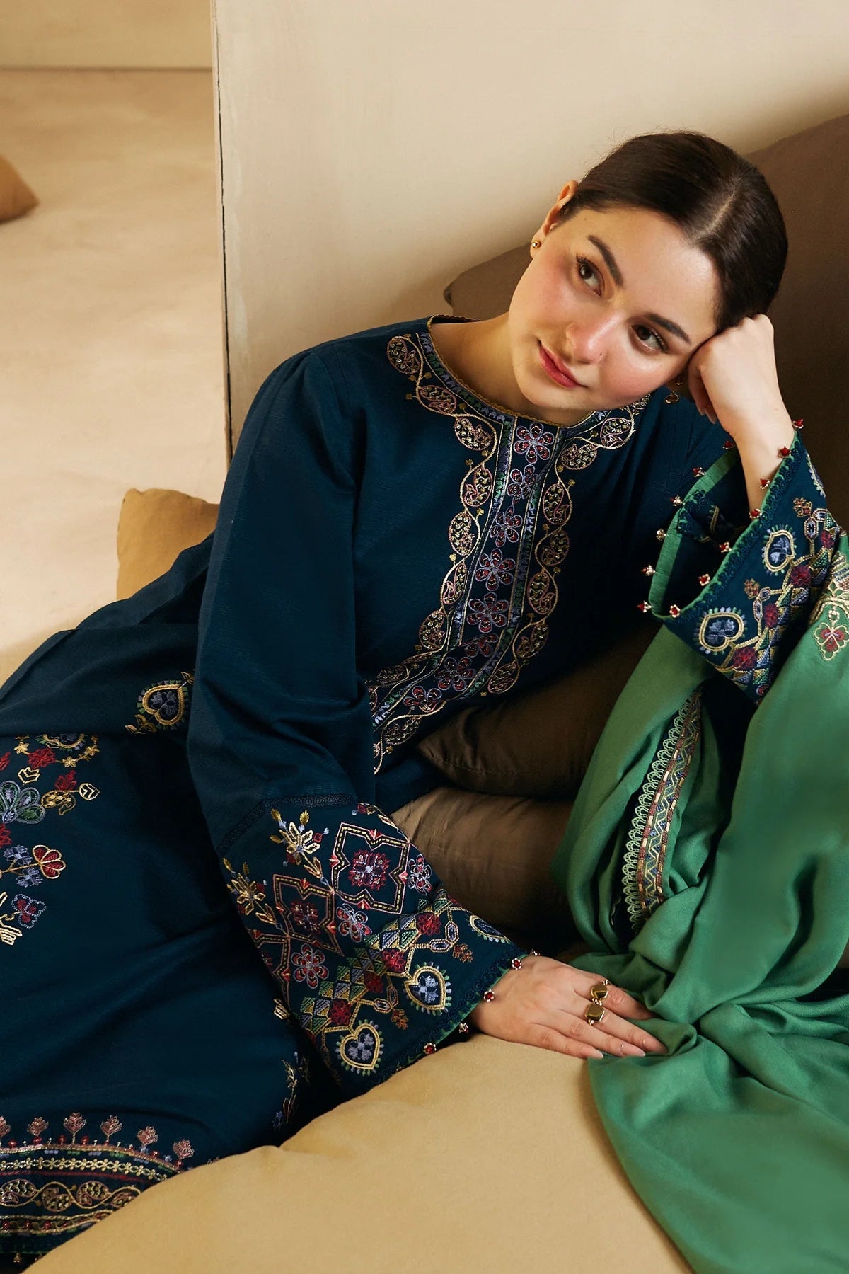 COCO BY ZARA SHAHJAHAN - 3PC DHANAK UNSTITCH EMBROIDERED SUIT HR-211