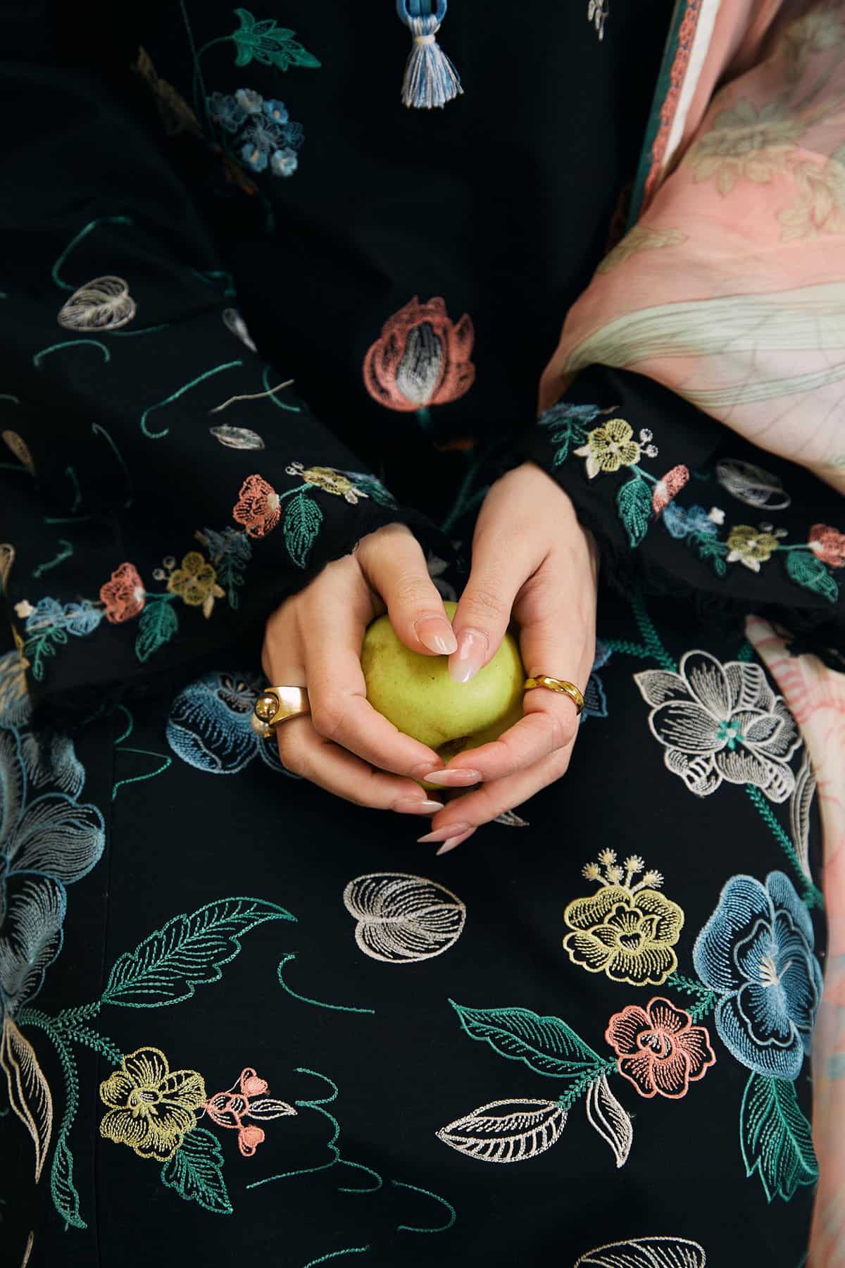 COCO BY ZARA SHAHJAHAN - 3PC DHANAK UNSTITCH EMBROIDERED SUIT HR-1012