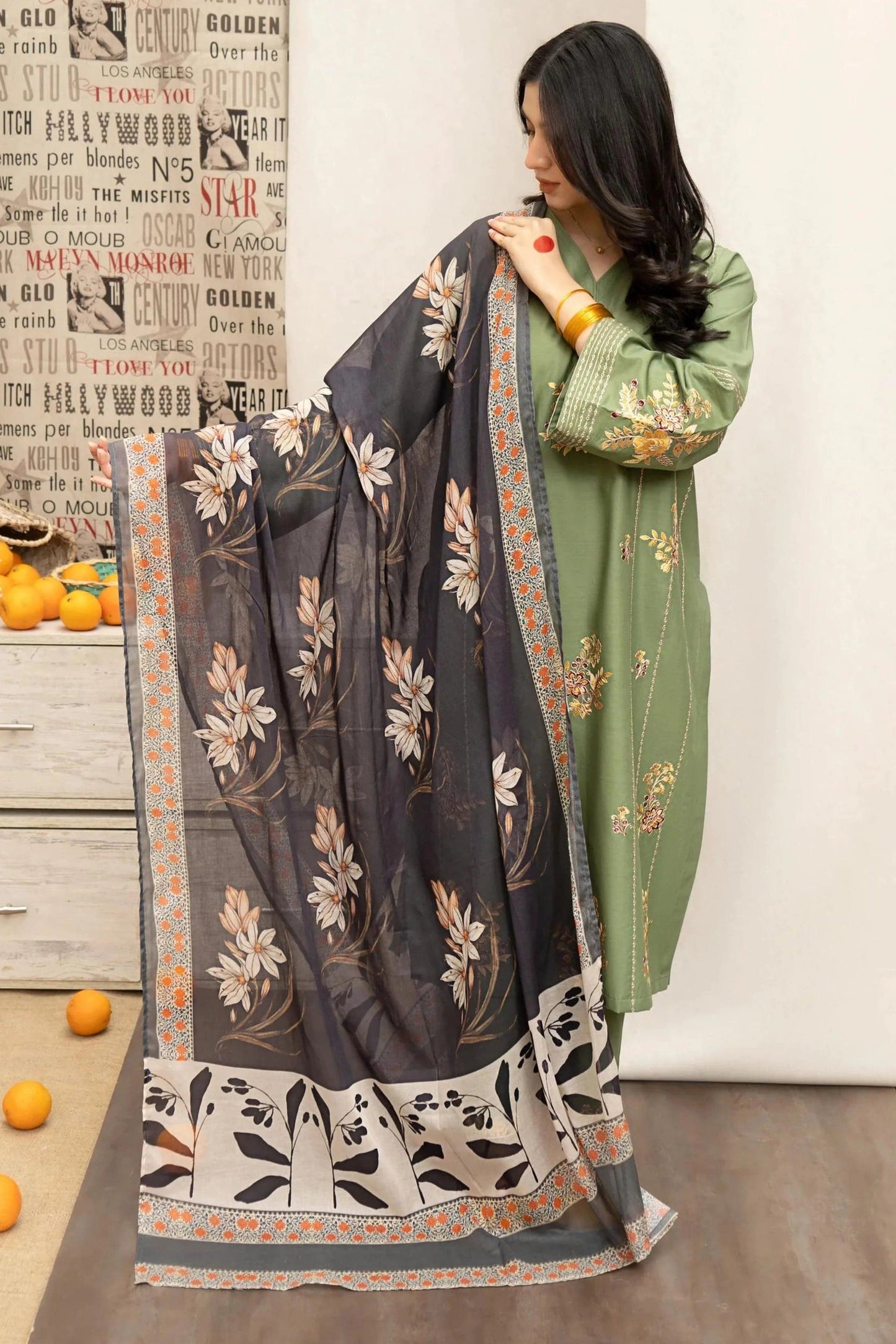 URGE - 3PC DHANAK UNSTITCH EMBROIDERED SUIT HR-121
