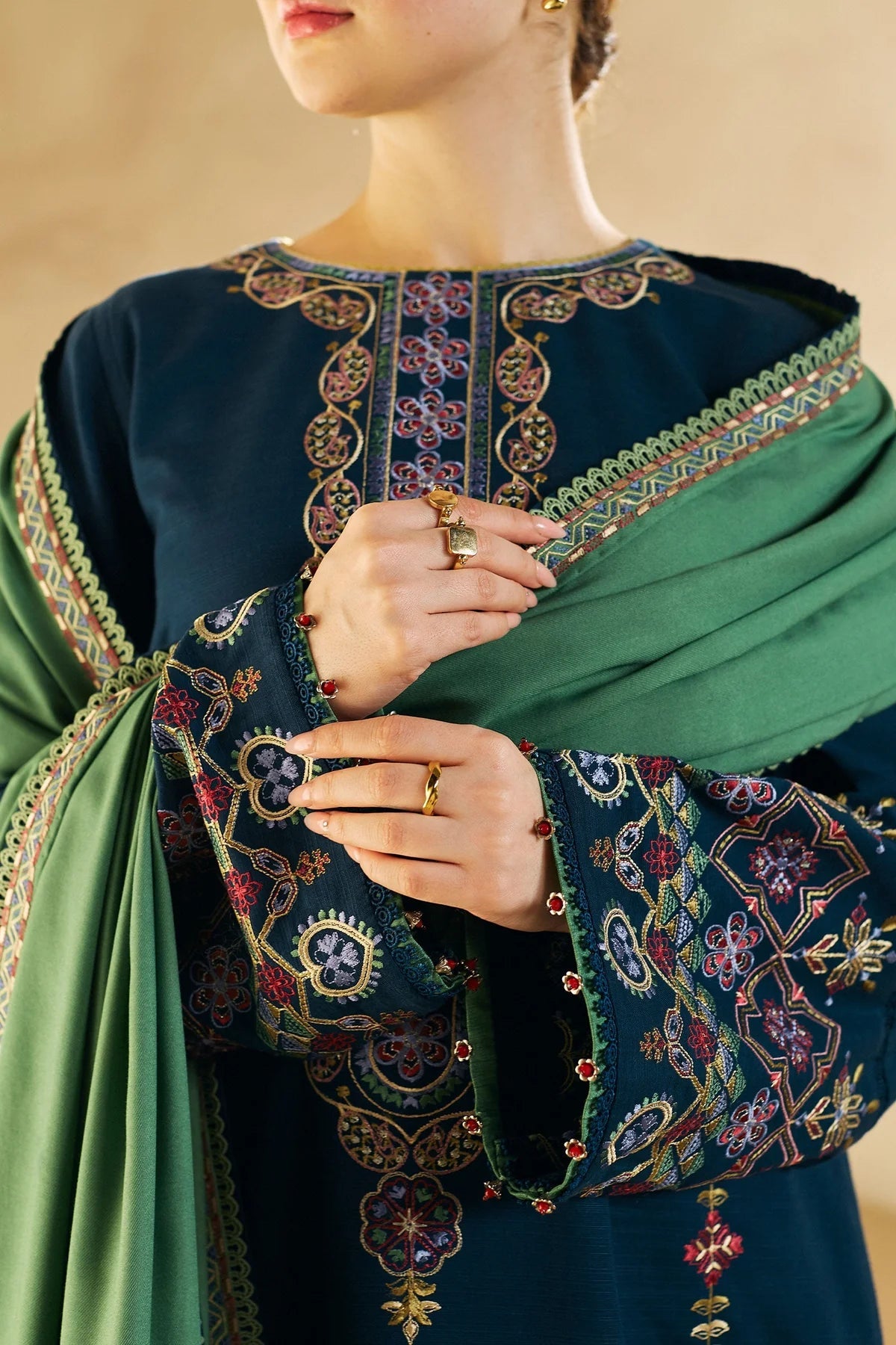 COCO BY ZARA SHAHJAHAN - 3PC DHANAK UNSTITCH EMBROIDERED SUIT HR-211