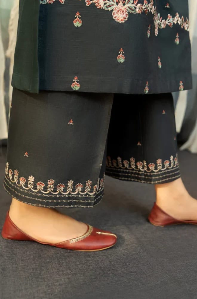 URGE - 3PC DHANAK UNSTITCH EMBROIDERED SUIT HR-186