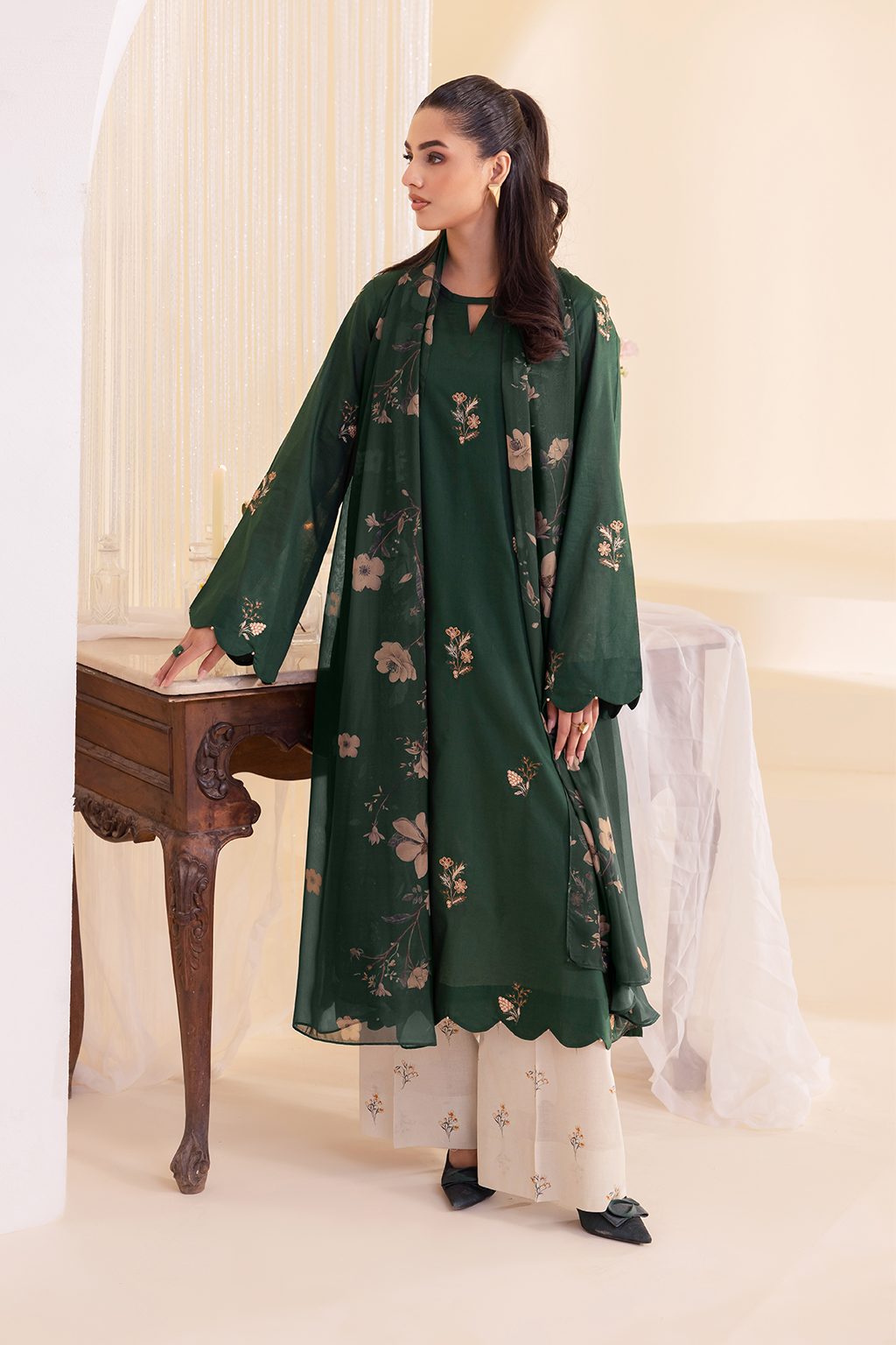 IZNIK- 3PC DHANAK UNSTITCH EMBROIDERED SUIT HR-205